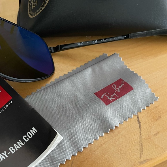 Ray-Ban Polarized Sunglasses - Picture 2 of 3